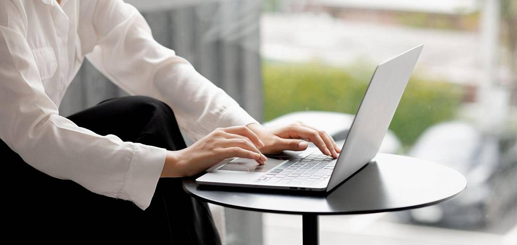 Стоит ли покупать юань сейчас: выгодно ли вкладываться, перспективы китайской валюты